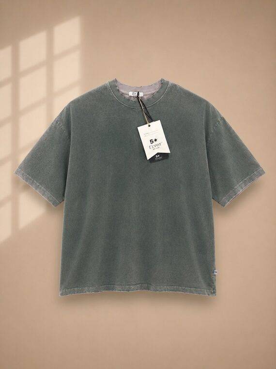 TSHIRT GARMENT DYED AND SPRAYED WITH GRINDING COLLAR